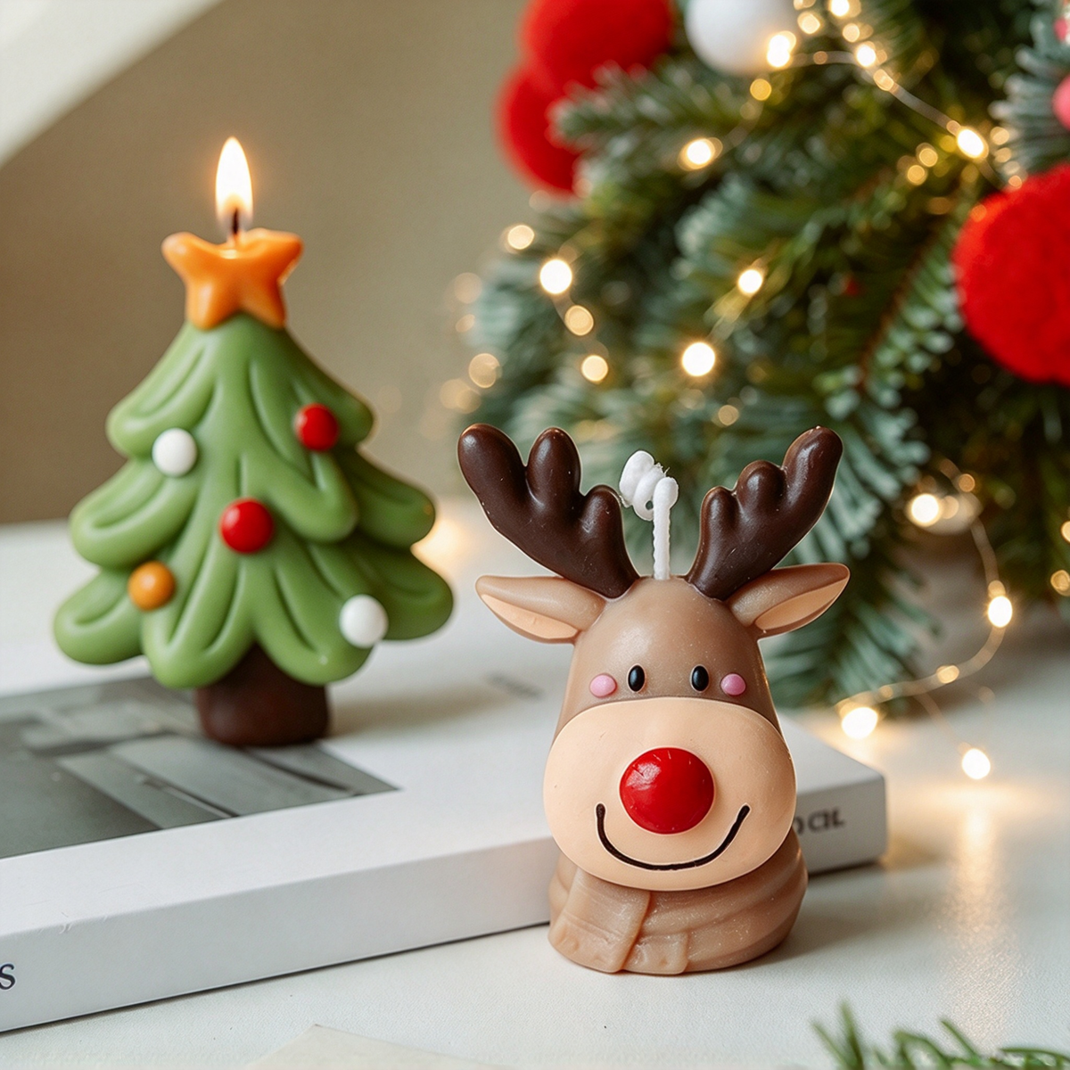 🎄Cute Christmas Character Scented Candle Holiday Decor