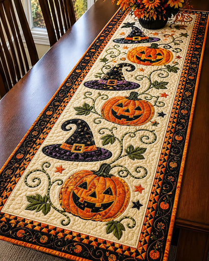 🎃 Quilted Halloween Table Runner – Pumpkin & Witch Hat Design