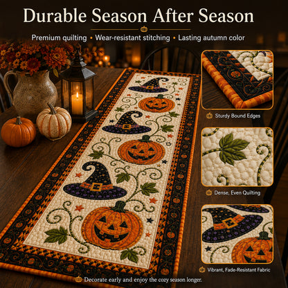 🎃 Quilted Halloween Table Runner – Pumpkin & Witch Hat Design