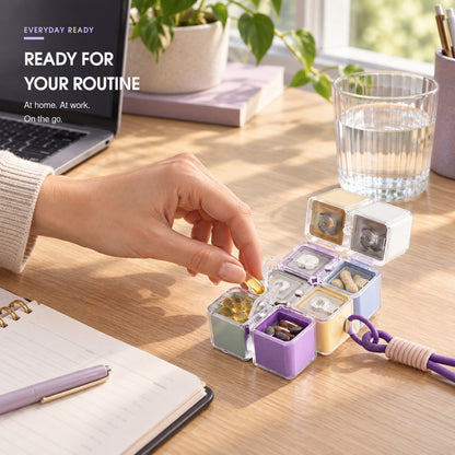 💊8-Compartment Rotating Cube Pill Organizer