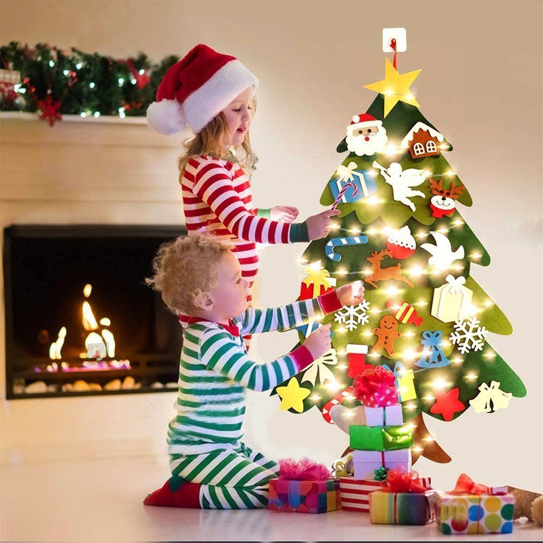 🎄 DIY Felt Christmas Tree for Kids