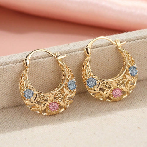🌸 Vintage Filigree Floral Hoop Earrings