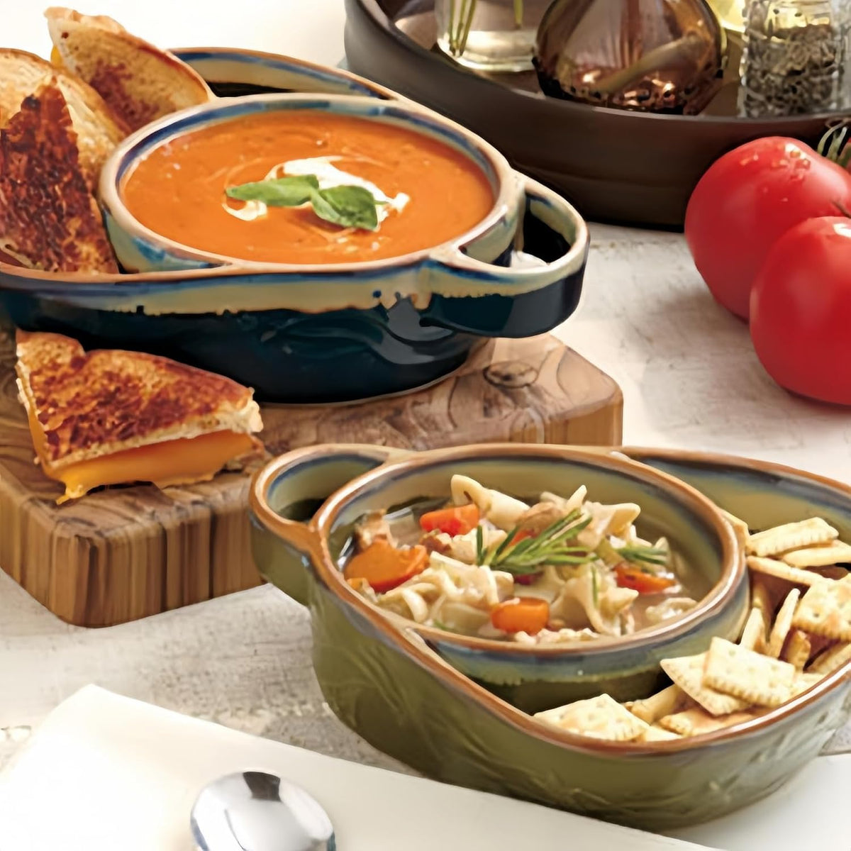🍚Divided Ceramic Soup & Side Bowl-2‑in‑1 Ergonomic Ceramic Bowl For Soup, Snacks & Casual Meals