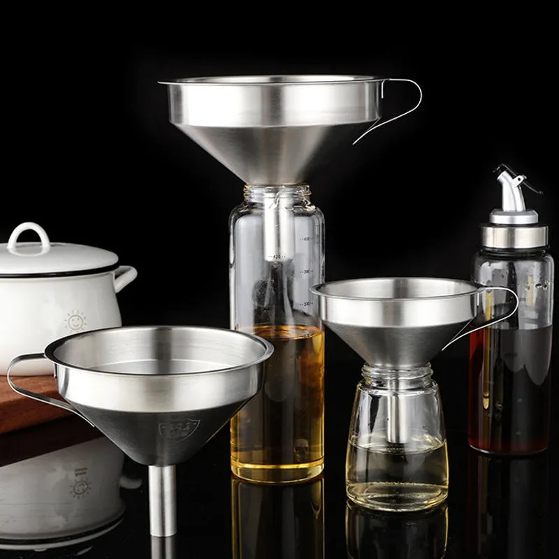 🥘Stainless Steel Kitchen Funnel With Detachable Filter Strainer