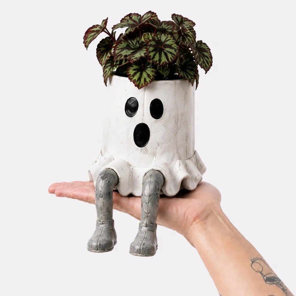 🎃💀Halloween Dangling Leg Resin Planter | Spooky Cute Shelf Sitter Plant Pot for Indoor & Outdoor Halloween Decor