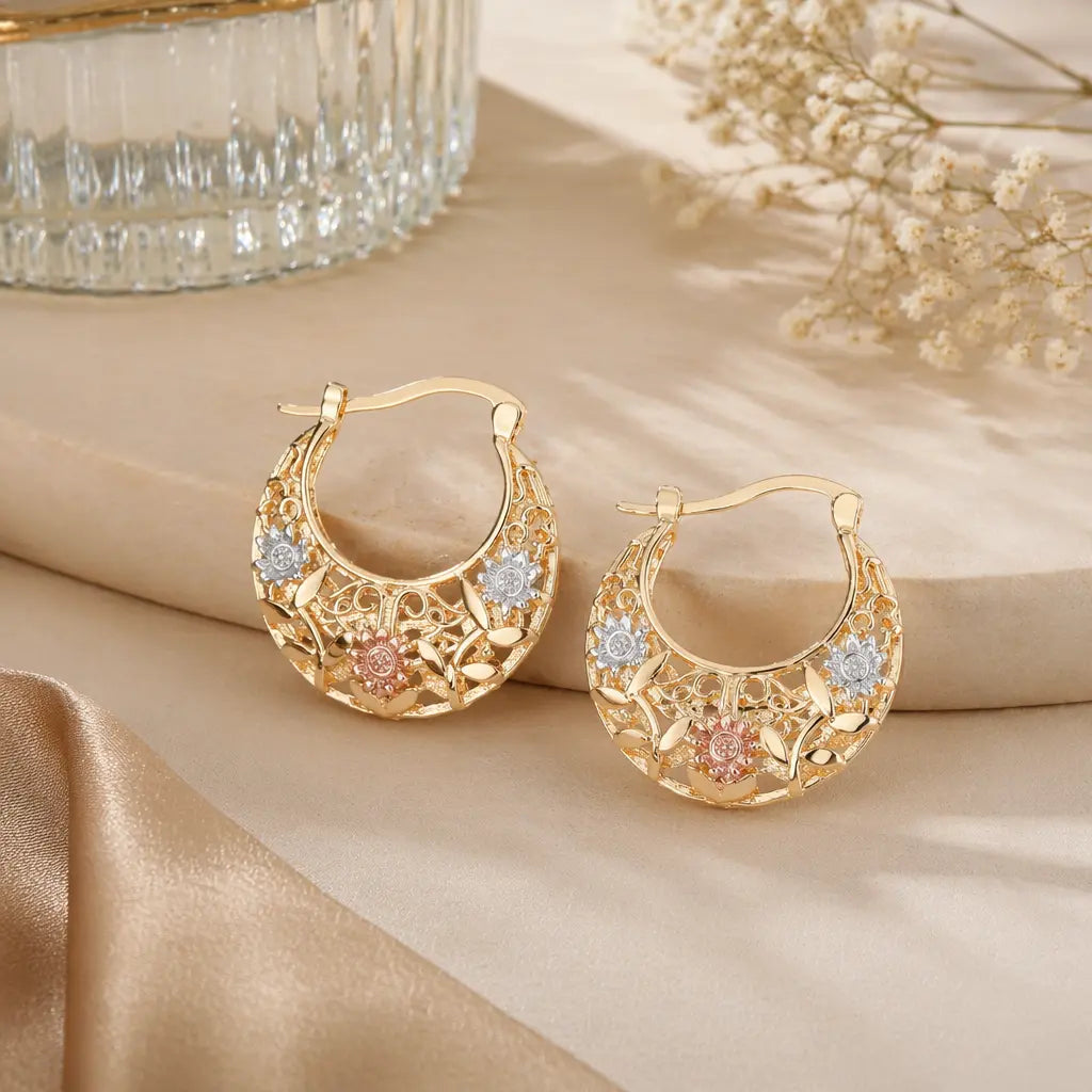 🌸 Vintage Filigree Floral Hoop Earrings