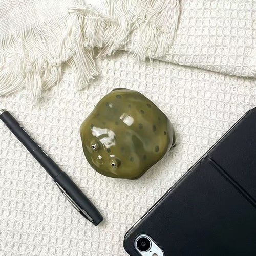 🐸Fun 3D Frog-Shaped AirPods Case