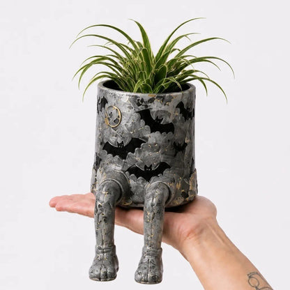 🎃💀Halloween Dangling Leg Resin Planter | Spooky Cute Shelf Sitter Plant Pot for Indoor & Outdoor Halloween Decor
