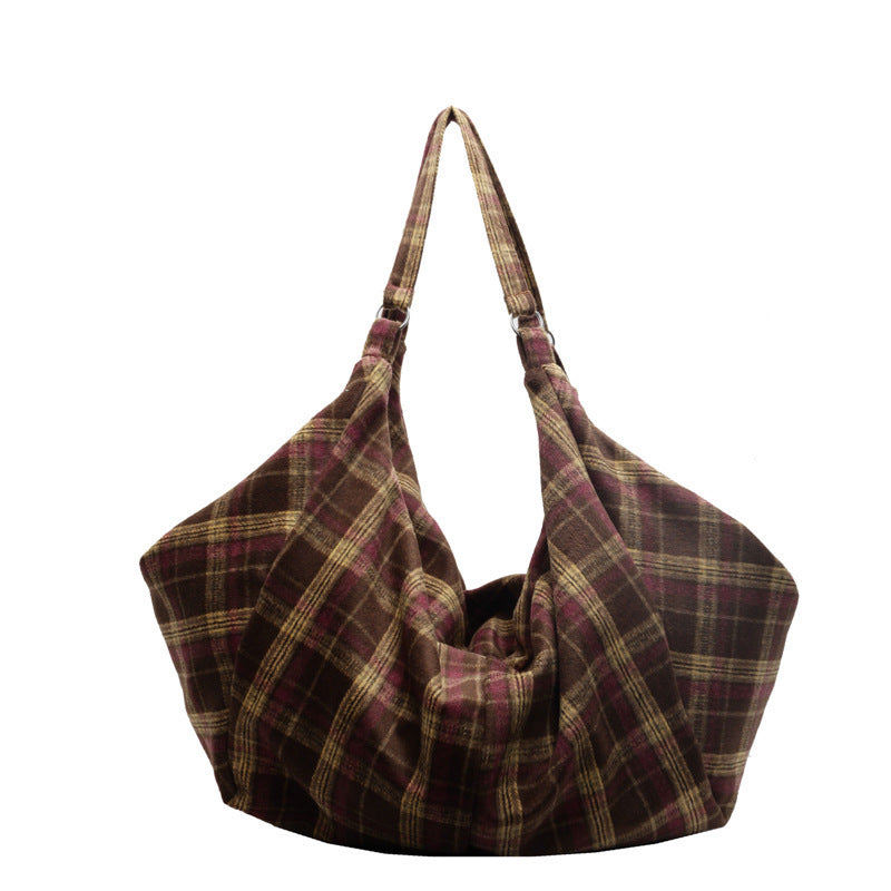👜✨ Oversized Plaid Shoulder Bag — Extra Space, Effortless Style!