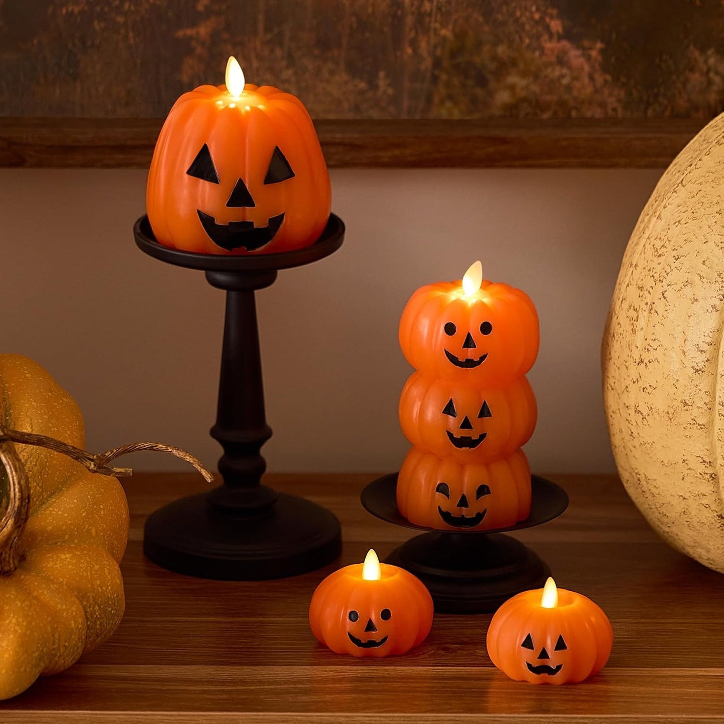 🎃 Safe Flameless Stacked Pumpkin Candle – Halloween LED Decor with Moving Flame & Smiling Faces